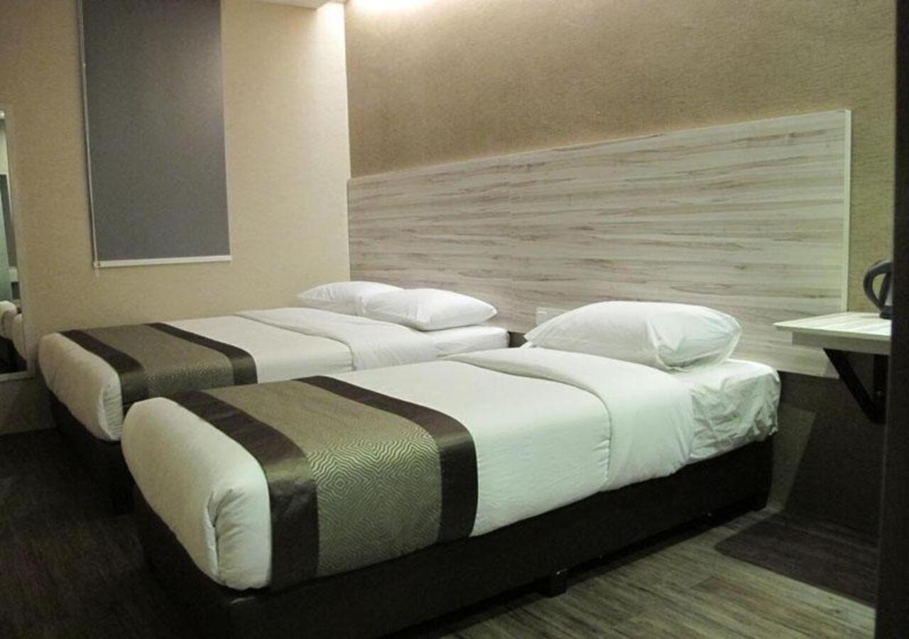 Hotel Austin Paradise - Taman Pulai Utama Skudai Εξωτερικό φωτογραφία