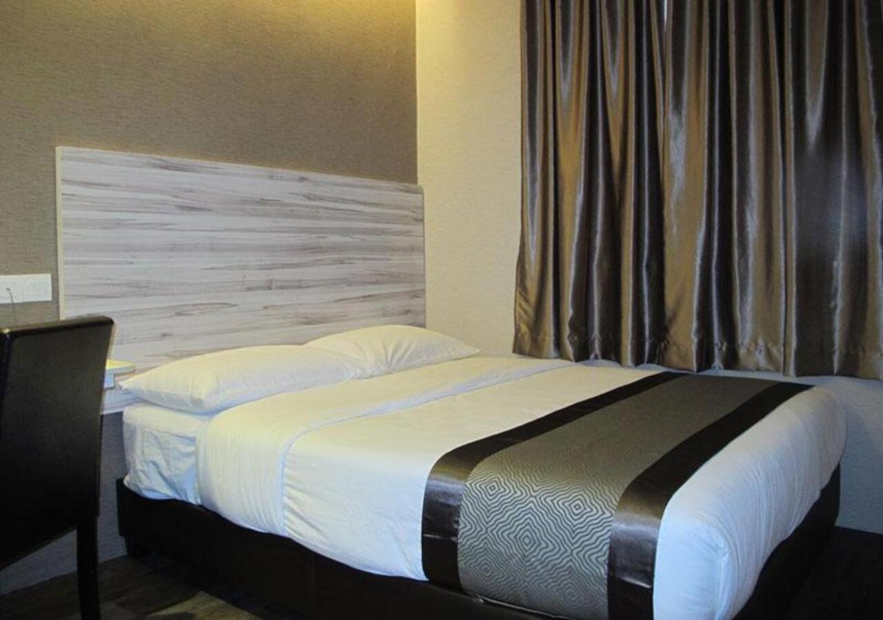 Hotel Austin Paradise - Taman Pulai Utama Skudai Εξωτερικό φωτογραφία