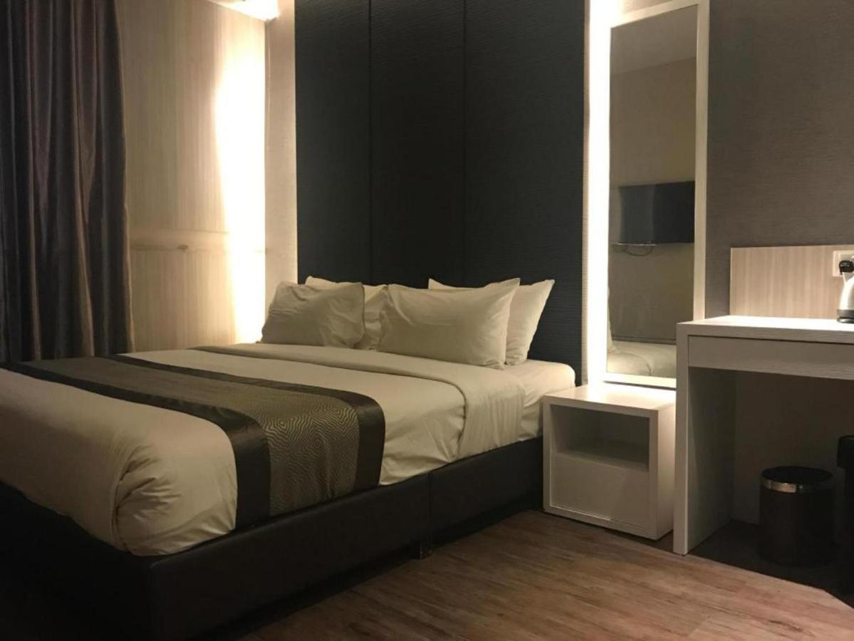 Hotel Austin Paradise - Taman Pulai Utama Skudai Εξωτερικό φωτογραφία