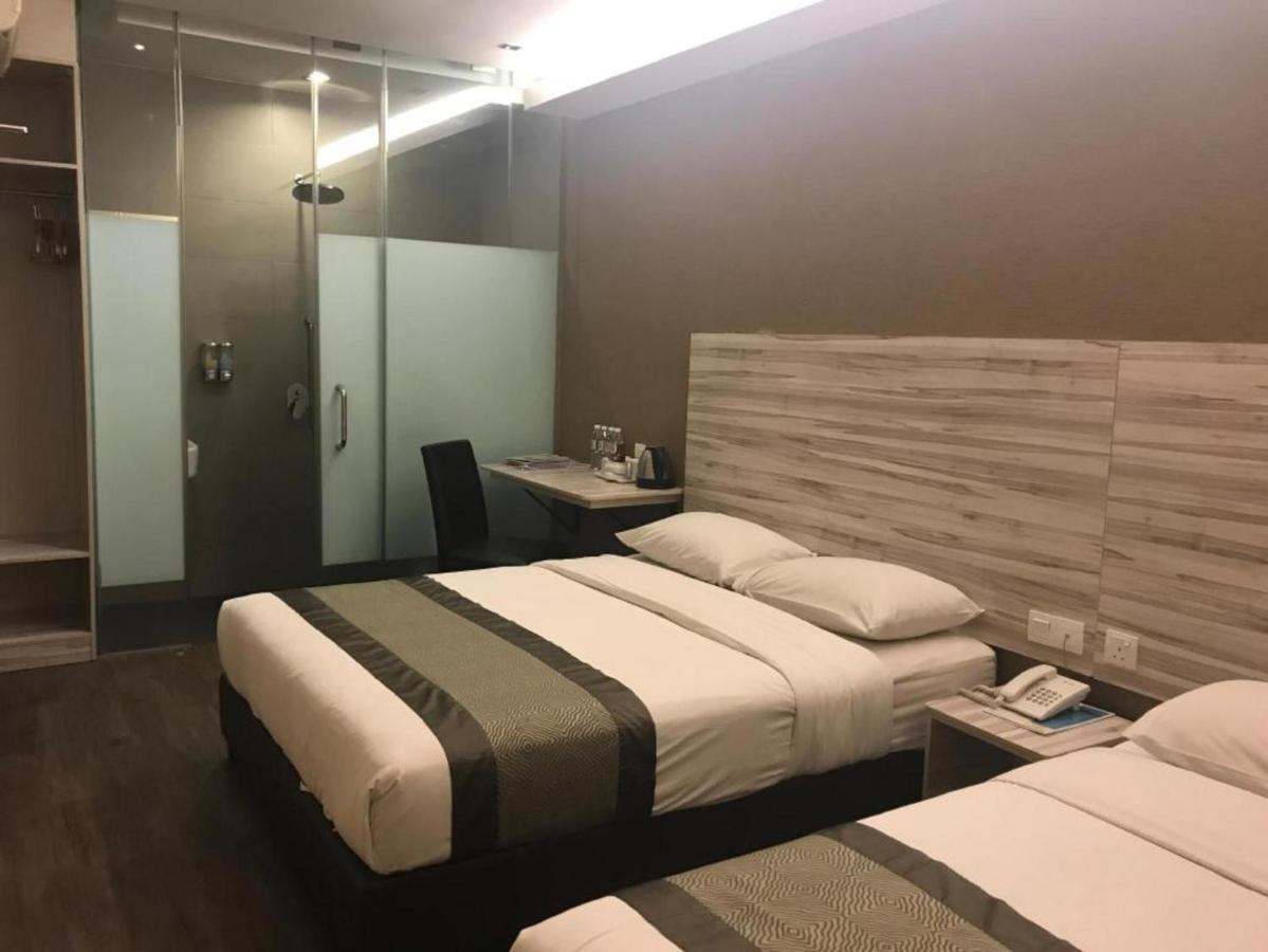 Hotel Austin Paradise - Taman Pulai Utama Skudai Εξωτερικό φωτογραφία
