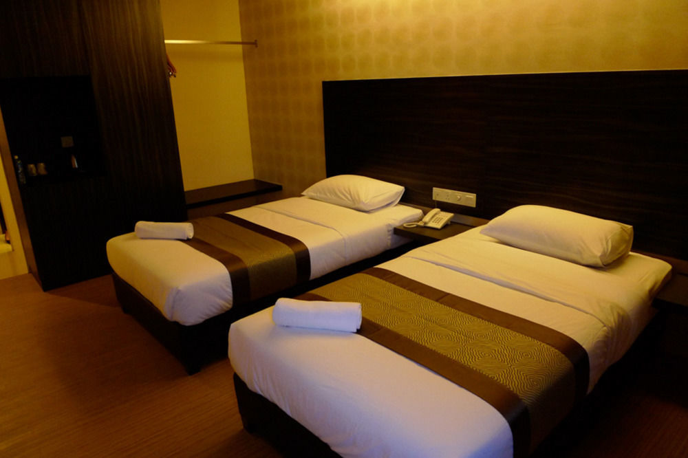 Hotel Austin Paradise - Taman Pulai Utama Skudai Εξωτερικό φωτογραφία